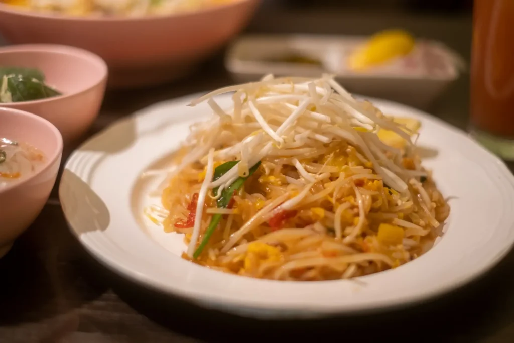 Pad Thai jay: Stir-fried rice noodles with tofu and tamarind sauce