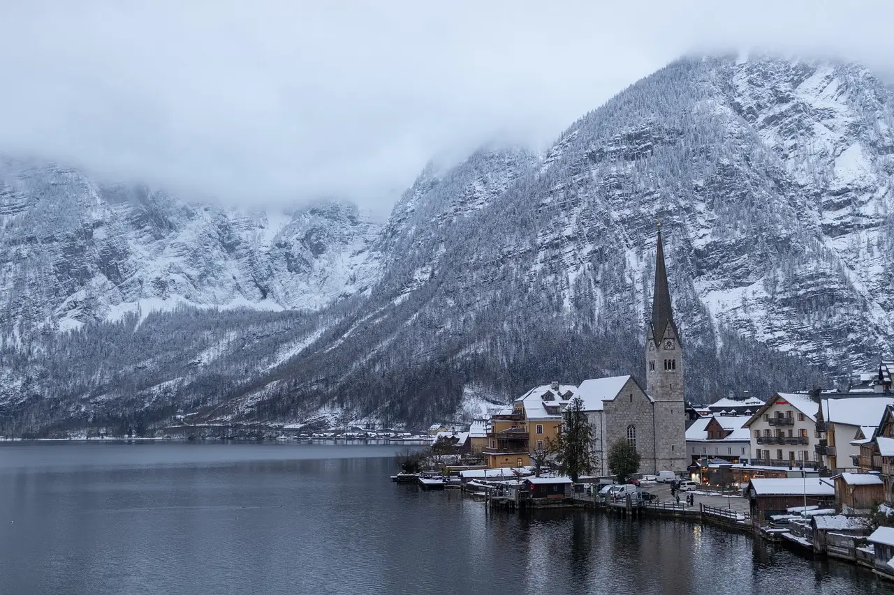 Lake Hallstatt winter view